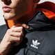 Vyriška žieminė striukė ADIDAS STRIUKĖ JACKET PADDED ed5827 spalva juoda