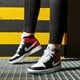 Moteriški kedai AIR JORDAN 1 MID  bq6472-016 spalva juoda