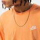 Vyriški marškinėliai NIKE MARŠKINĖLIAI NIKE SPORTSWEAR CLUB ar4997-872 spalva oranžinė