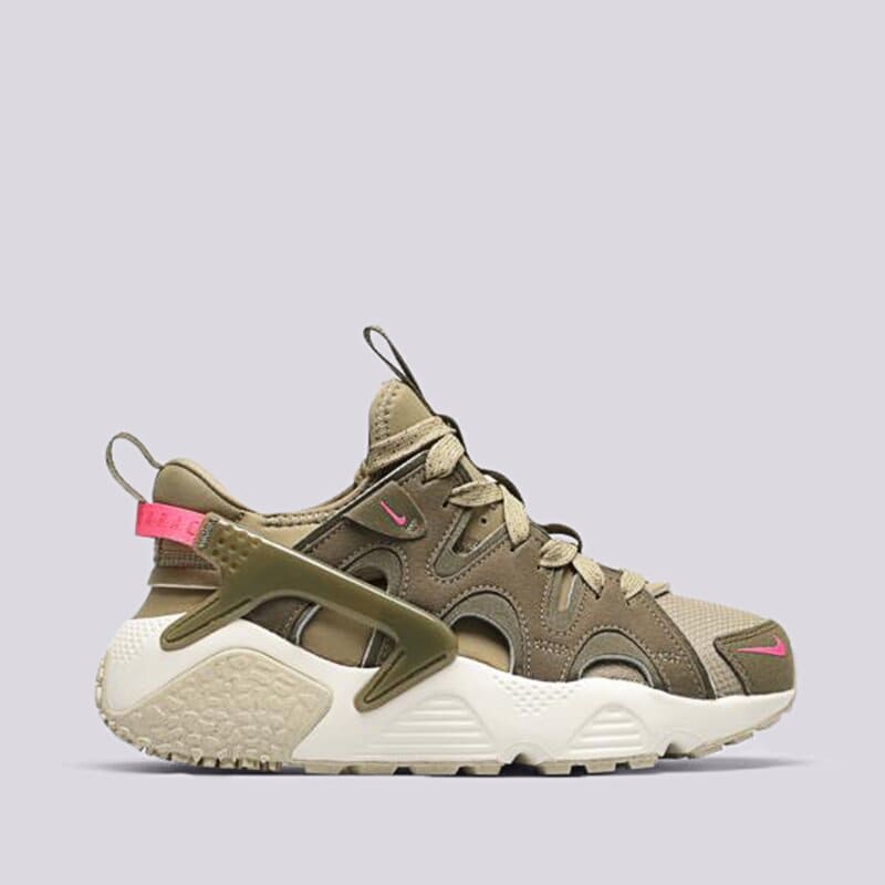NIKE AIR HUARACHE CRAFT