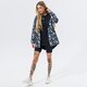 Moteriška pavasarinė striukė VANS STRIUKĖ WM MERCY REVERSIBLE PARKA BLACK/CALIFAS BLACK vn0a34fmzf71 spalva juoda