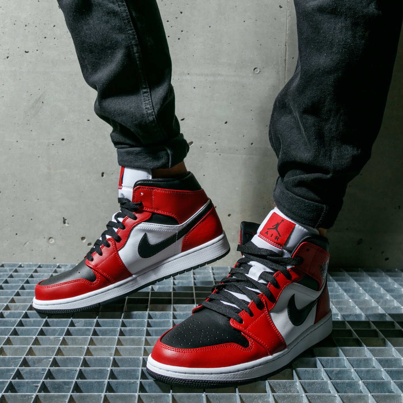 jordan 1 mid