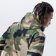 Vyriškas džemperis ADIDAS  DŽEMPERIS SU GOBTUVU CAMO AOP HOODIE gn1879 spalva rusvai žalsva