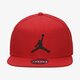 Vaikiška kepurė su snapeliu JORDAN KEPURĖ JORDAN PRO JUMPMAN SNAPBACK ar2118-687 spalva raudona