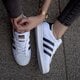 Vaikiški kedai ADIDAS SUPERSTAR J  s76622 spalva balta