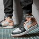 Vyriški kedai AIR JORDAN 1 MID  554724-133 spalva rožinė