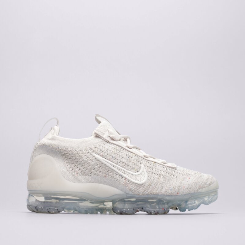 NIKE AIR VAPORMAX 2021