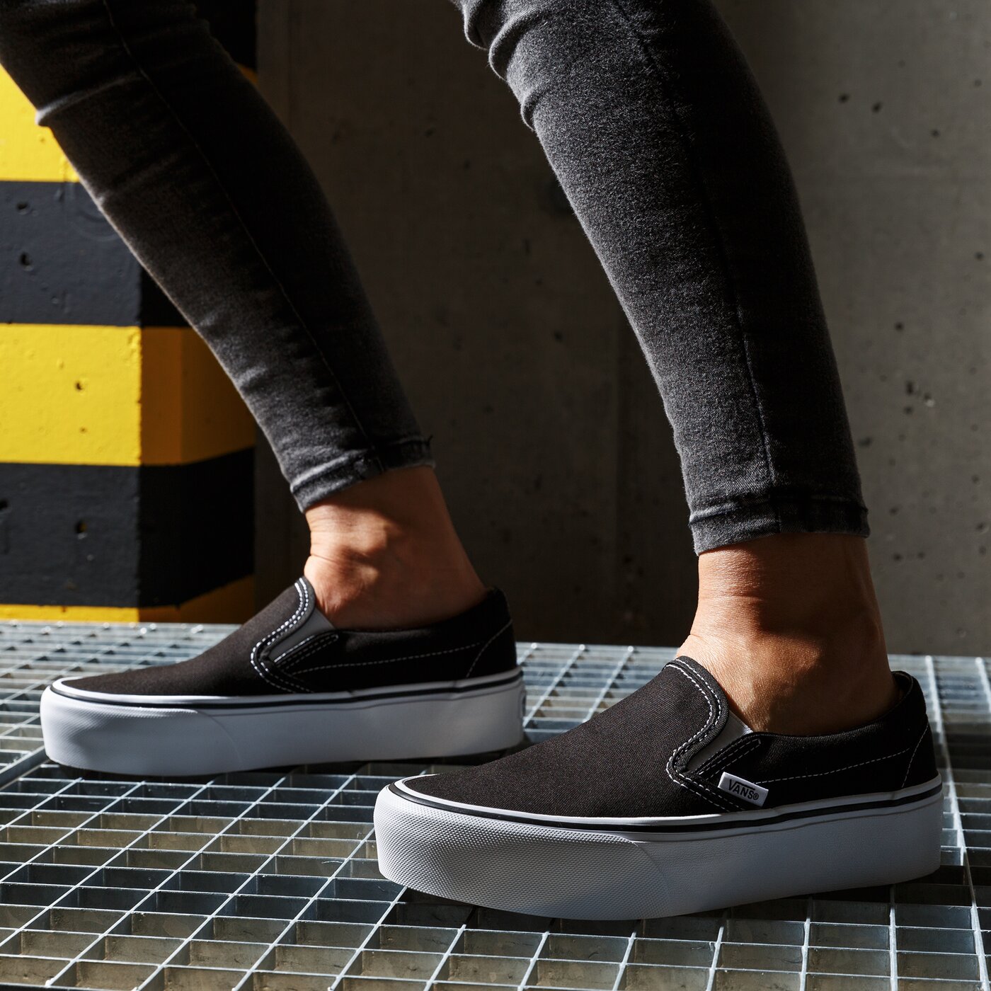 vans slip on ua classic