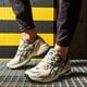 Vyriški kedai ASICS GEL-1090 1021a385200 spalva rusvai gelsva