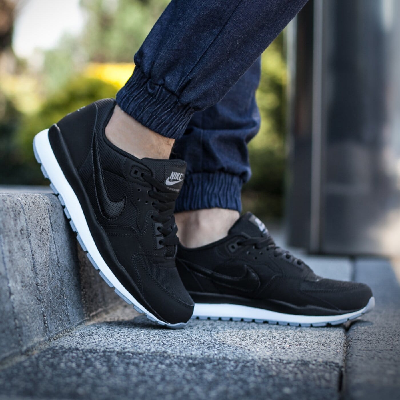 NIKE AIR WINDRUNNER TR 2 | 317754088 