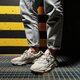 Vyriški kedai ADIDAS OZWEEGO fv9655 spalva rusvai gelsva