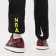 Vyriškos kelnės NIKE KELNĖS N31 M NK PANT FLC CTS 23 NBA dr9105-010 spalva juoda