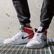 Vyriški kedai AIR JORDAN 1 MID  554724-116 spalva balta