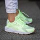Moteriški kedai NIKE WMNS AIR HUARACHE RUN  634835702 spalva žalia