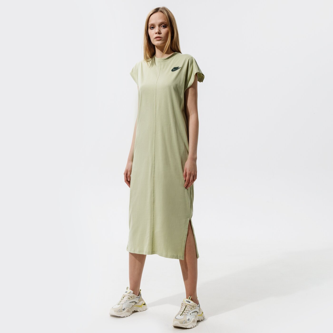 NIKE SUKNELĖ W NSW TRENINGASS EARTH DAY FT | CZ9247-371 | ŽALIA | 29,99 EUR  | Suknelės ir sijonai | ✪ Sizeer.lt ✪