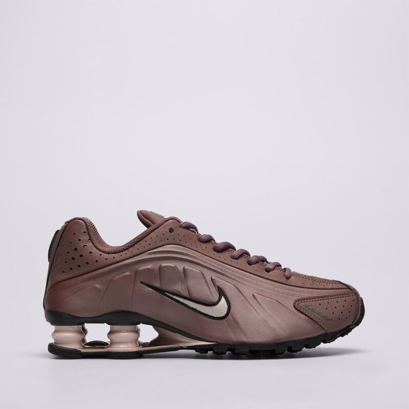 NIKE SHOX R4