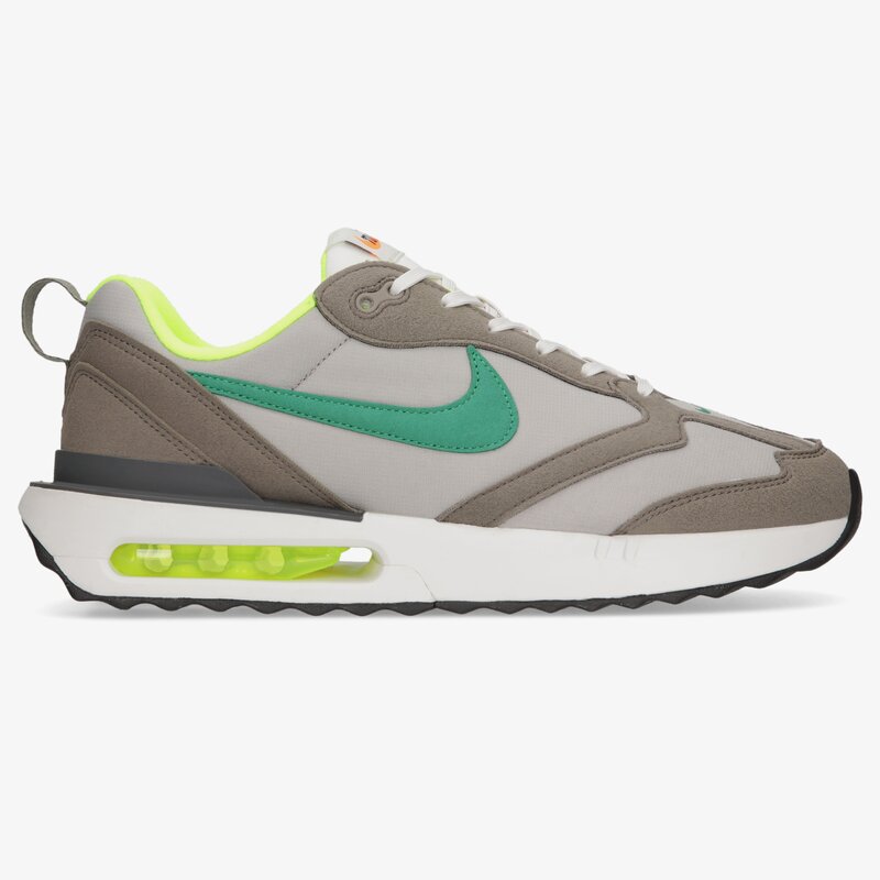 NIKE Air Max \