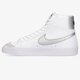 Vaikiški kedai NIKE BLAZER MID '77 da4086-101 spalva balta