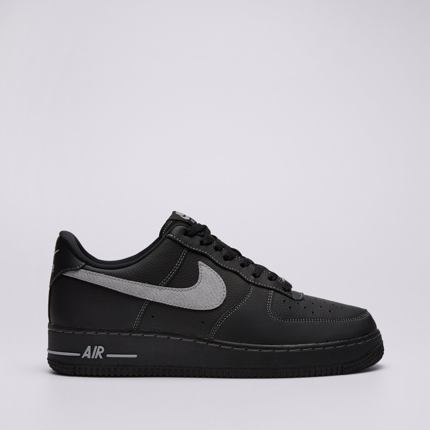 NIKE AIR FORCE 1 '07 LV8 ESS+ HQ2037-006 JUODA 94,00 EUR | Kedai