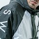 Vyriškas džemperis NIKE DŽEMPERIS SU GOBTUVU SPORTSWEAR SWOOSH cu3885-001 spalva žalia