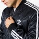 Vyriška rudeninė striukė ADIDAS STRIUKĖ SST QUILTED PRE bs3020 spalva juoda