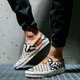 Vyriški inkariukai VANS UA CLASSIC SLIP-ON vn0a4u381io1 spalva daugiaspalvė