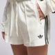 Moteriški šortai ADIDAS ŠORTAI TT SHORTS kd1397 spalva kreminė