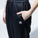 Moteriškos kelnės ADIDAS KELNĖS TRACKPANT fl4125 spalva juoda