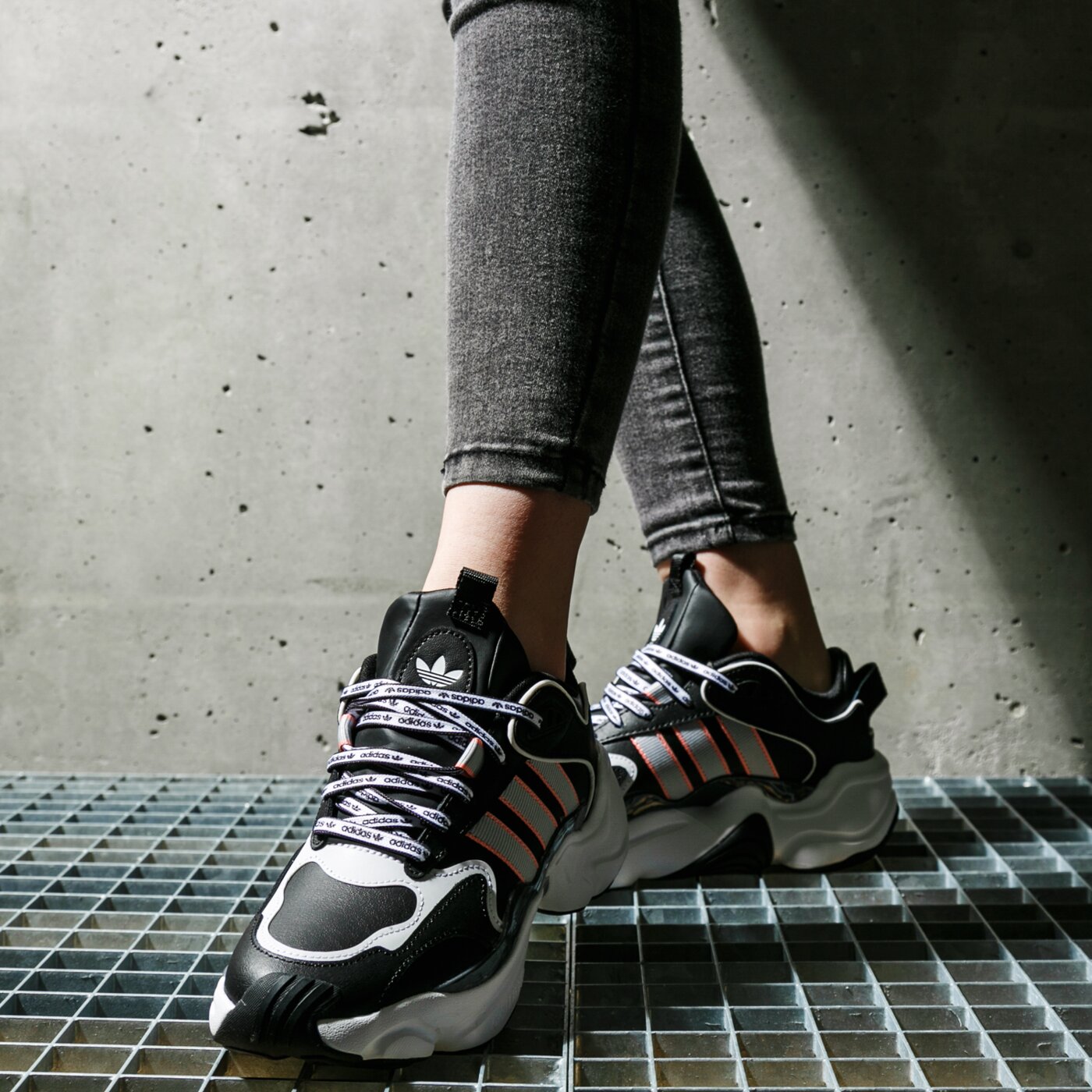 adidas Originals Magmur Runner shoes W EE5139 - Best shoes SneakerStudio