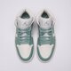 Moteriški kedai WMNS AIR JORDAN 1 MID bq6472-138 spalva balta