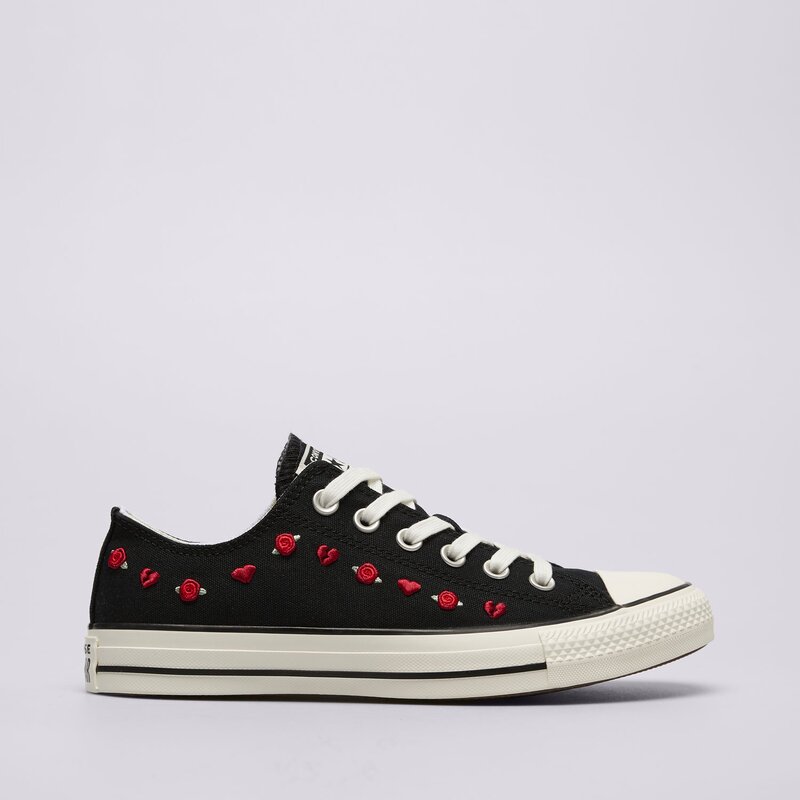 C. Converse Chuck Taylor All Star Moterims spalva juoda | e
