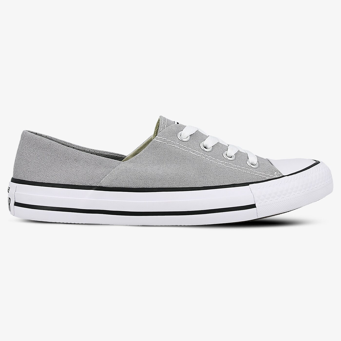 chucks converse slip on
