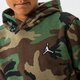 Vaikiškas džemperis JORDAN DŽEMPERIS SU GOBTUVU ESSENTIALS CAMO PO BOY 95a717-e4f spalva rusvai žalsva