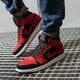 Vyriški kedai AIR JORDAN 1 MID 554724-054 spalva raudona