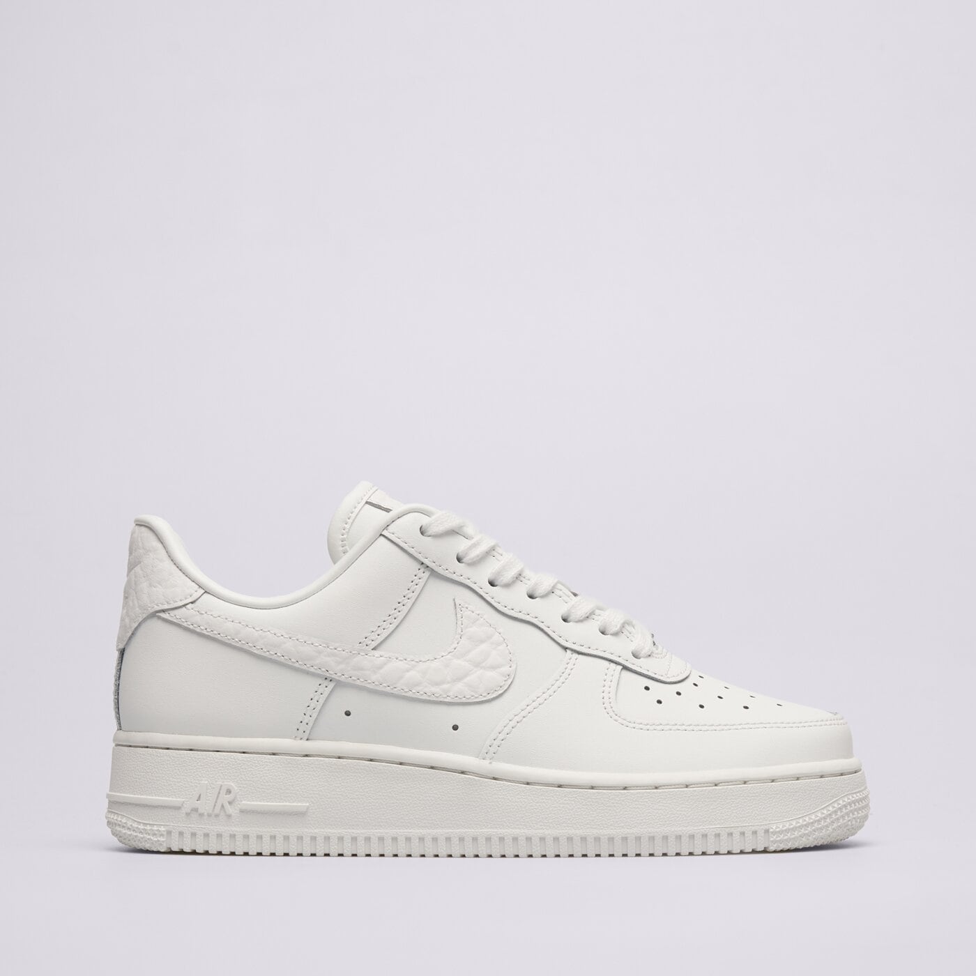 NIKE W AIR FORCE 1 '07 LO NJ IM6485-121 RUSVAI GELSVA 104,00 EUR