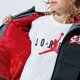 Vaikiškos rudeninės striukės JORDAN DŽEMPERIS UŽSEGAMAS SU GOBTUVU   JUMPMAN CLASSIC PUFF 957917-023 spalva juoda