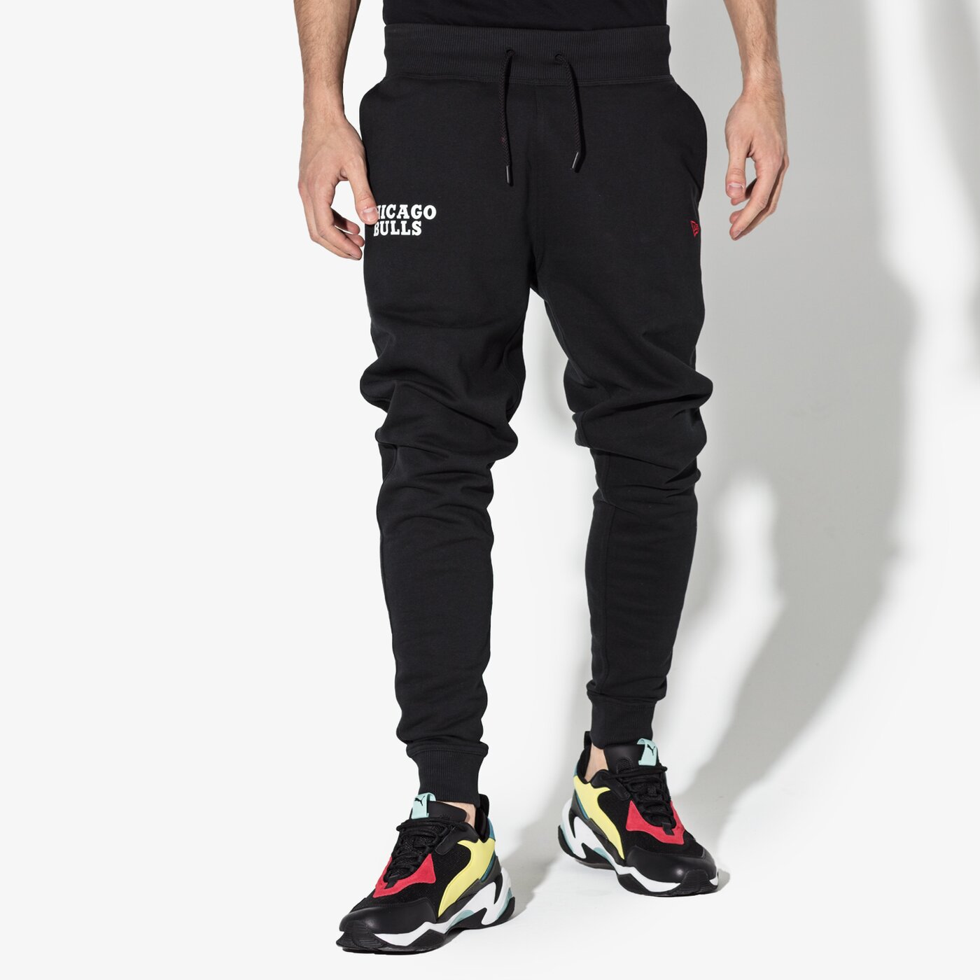NEW ERA KELNĖS NBA TEAM APPAREL JOGGER 