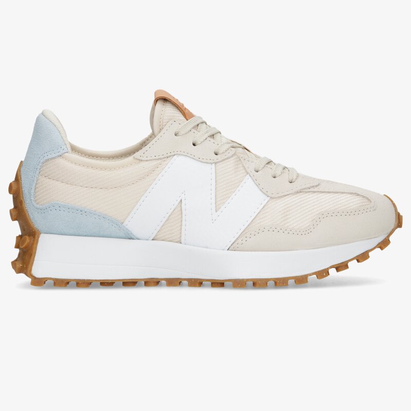 New Balance batai ▷ ▷ e. parduotuvėje 