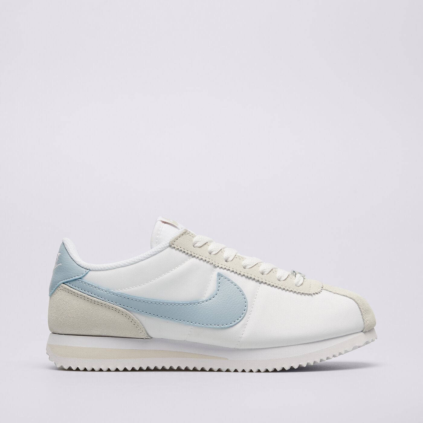 nikes cortez