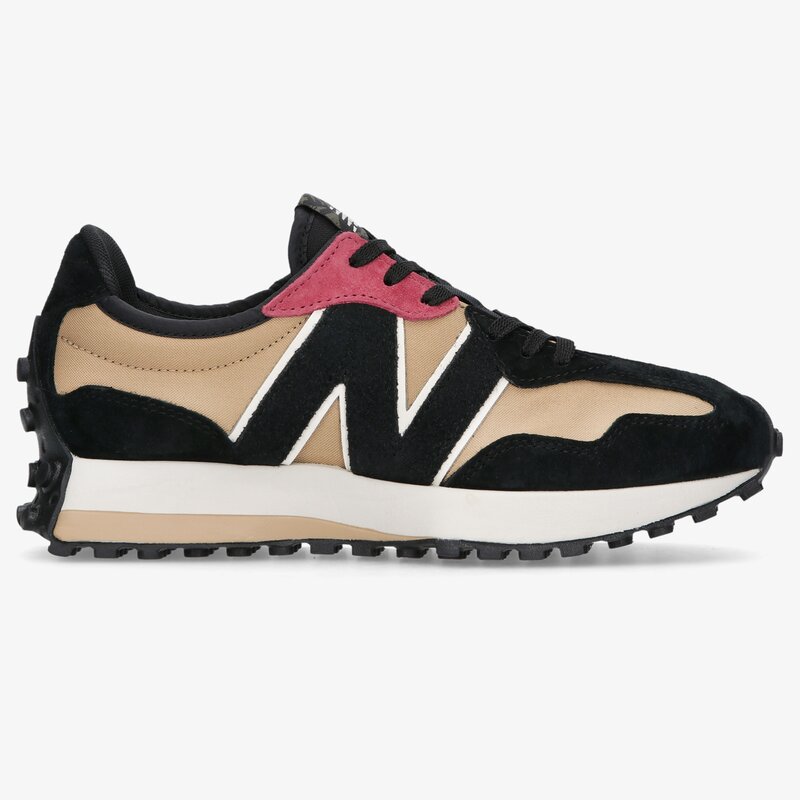 New Balance batai ▷ ▷ e. parduotuvėje 