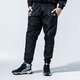 Vyriškos kelnės NEW ERA KELNĖS MLB TRACK PANT NYY NEW YORK YANKEES BLK 12195419 spalva juoda