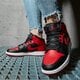 Vaikiški kedai AIR JORDAN 1 MID  554725-074 spalva raudona