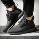 Vyriški kedai ADIDAS SWIFT RUN BARRIER b42233 spalva juoda