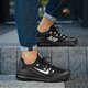 Vyriški kedai NIKE AIR MAX MORE 898013001 spalva juoda