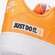 Vyriški kedai NIKE AIR FORCE 1 '07 LV8 JDI bq5360-800 spalva oranžinė