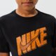 Vaikiški marškinėliai NIKE MARŠKINĖLIAI U NSW TEE CORE BRANDMARK 4 BOY do1825-010 spalva juoda