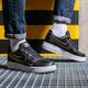 Vyriški kedai NIKE AIR FORCE 1 '07 LV8 da8481-001 spalva juoda
