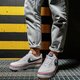 Vyriški kedai NIKE AIR FORCE 1 '07 LV8 cj1377-100 spalva balta