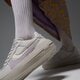 Moteriški kedai NIKE AIR FORCE 1 PLT.AF.ORM dj9946-108 spalva rusvai gelsva