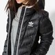 Moteriška žieminė striukė ADIDAS STRIUKĖ SLIM JACKET bs5025 spalva juoda